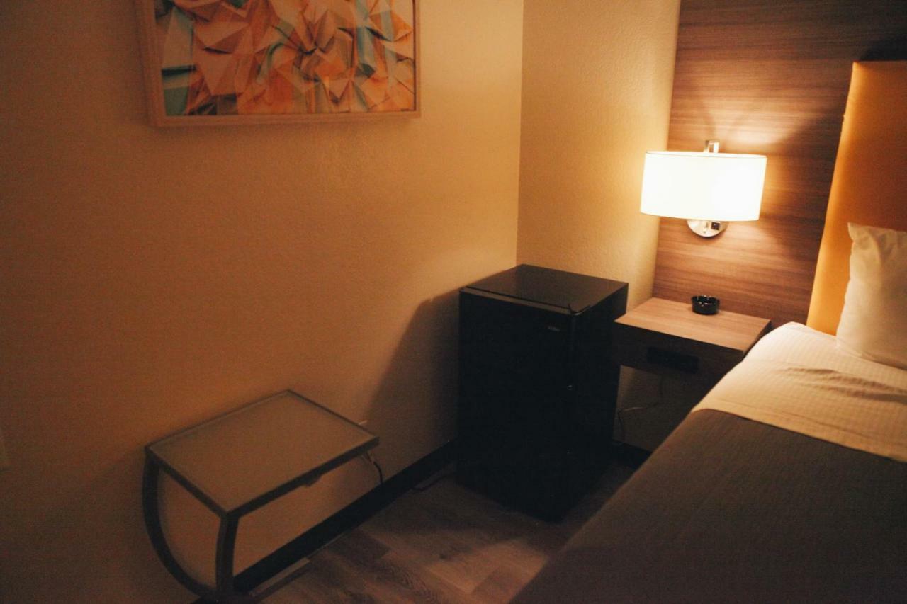 All Seasons Inn & Suites Memphis Extérieur photo