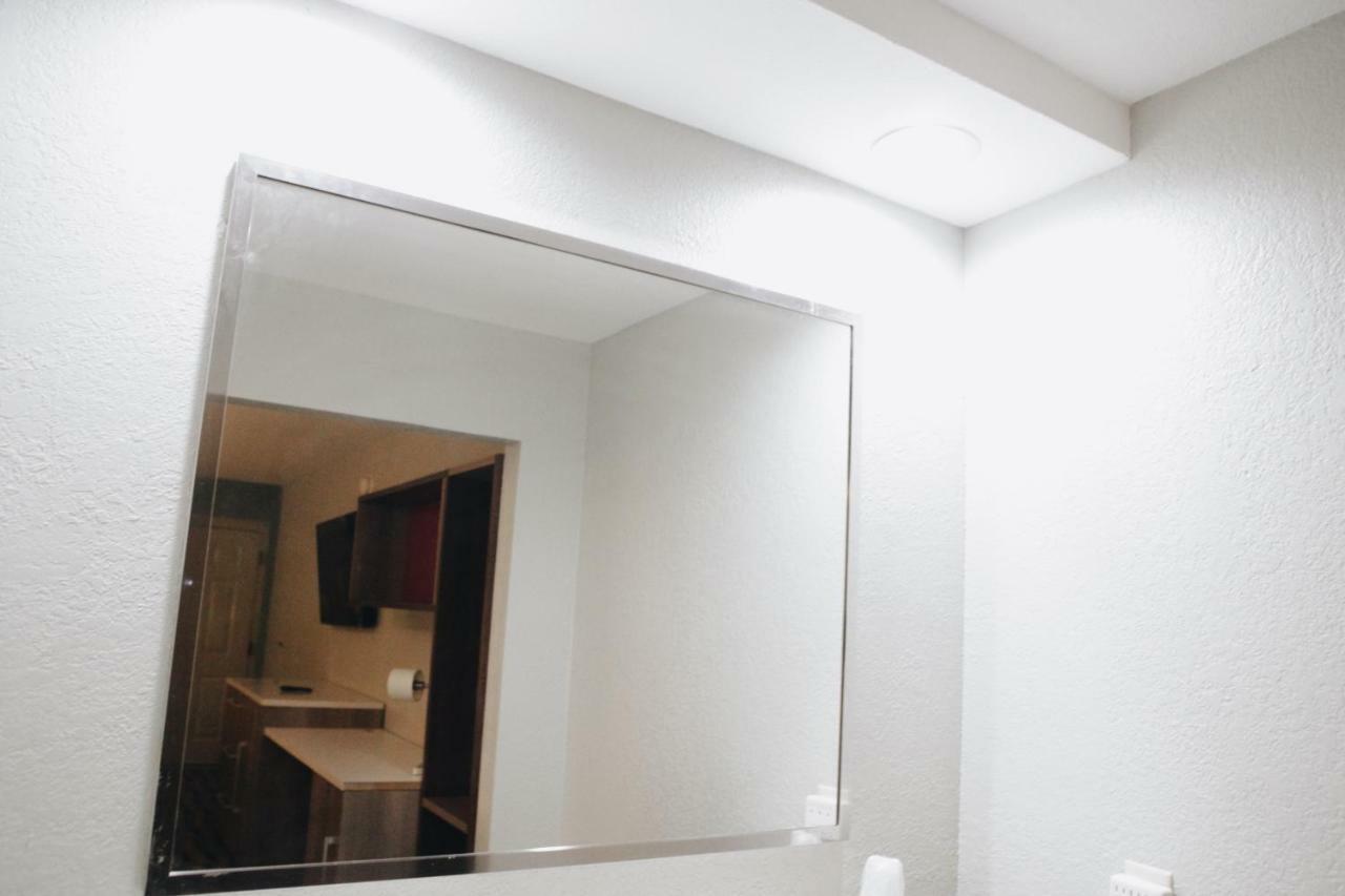 All Seasons Inn & Suites Memphis Extérieur photo